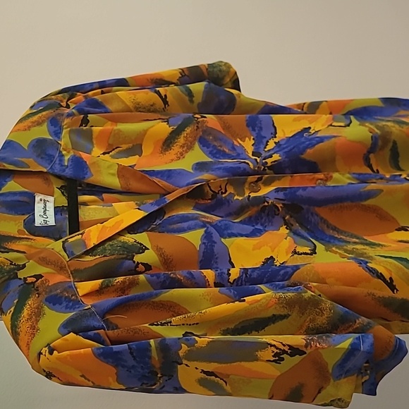 Blouse - Picture 4 of 6